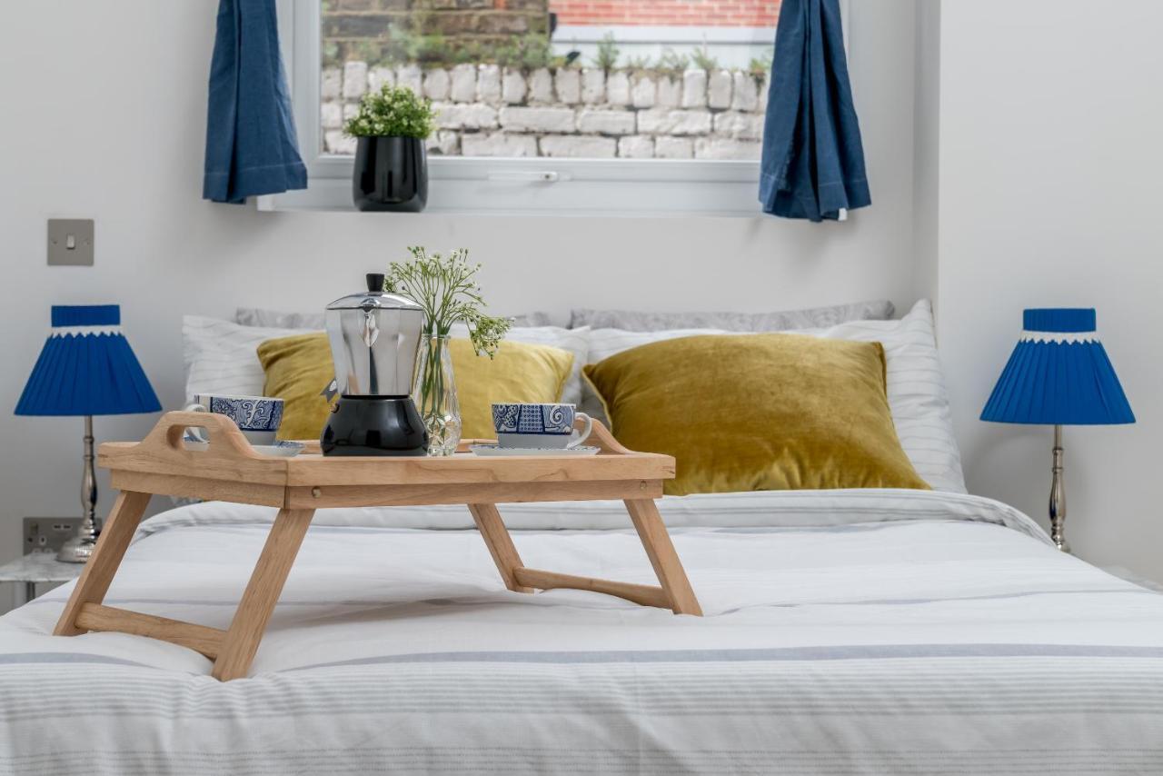 런던 Modern And Light 2 Bed Flat In Sw2 아파트 외부 사진